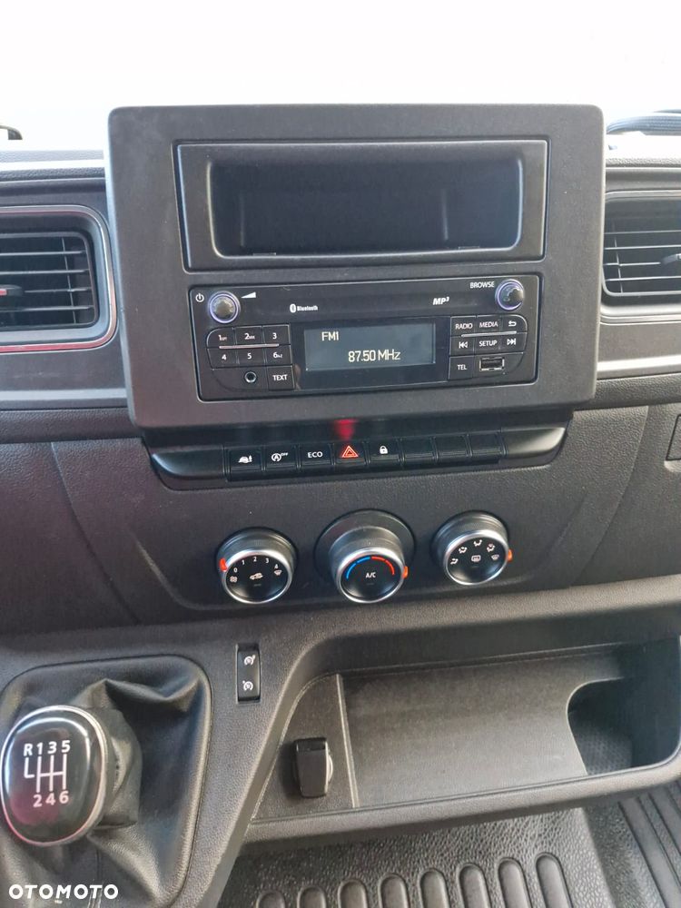 Renault Master - 29