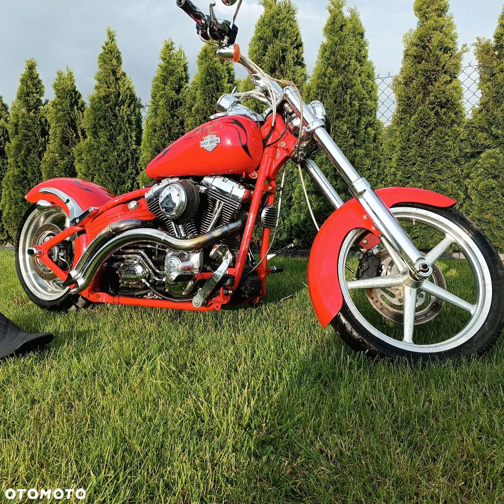 Harley-Davidson Softail Breakout - 3