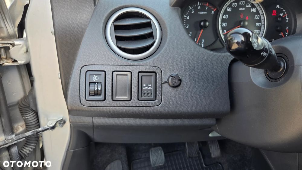 Suzuki Swift 1.3 Sakura - 18