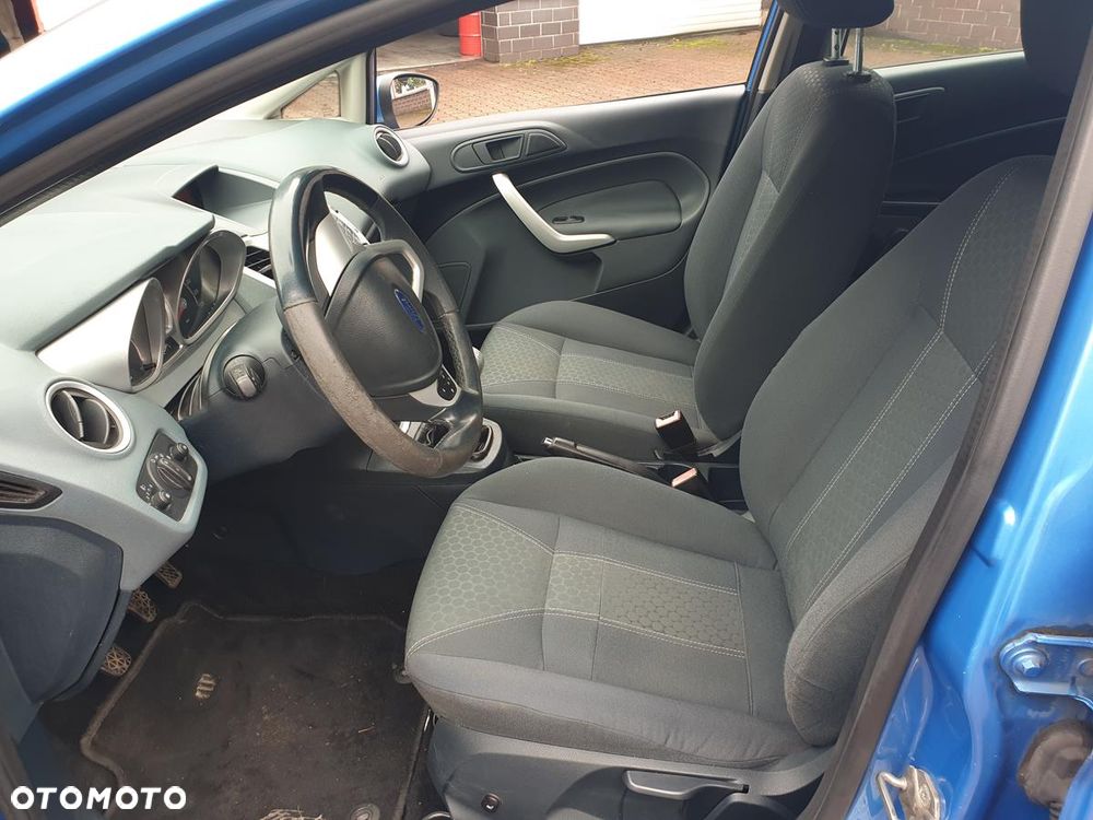 Ford Fiesta 1.6 TDCi Trend - 9