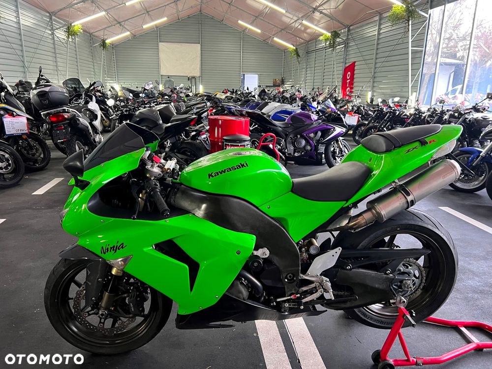Kawasaki ZX - 3