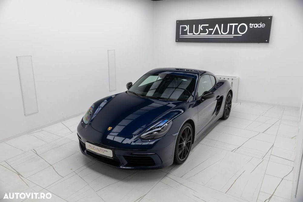 Porsche Cayman PDK - 4