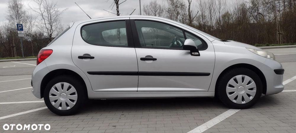 Peugeot 207 1.4 16V Trendy - 5