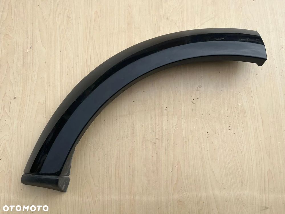 Listwa błotnika nadkole tylne prawa 9H22-29148 Land Rover Discovery 4 IV - 1