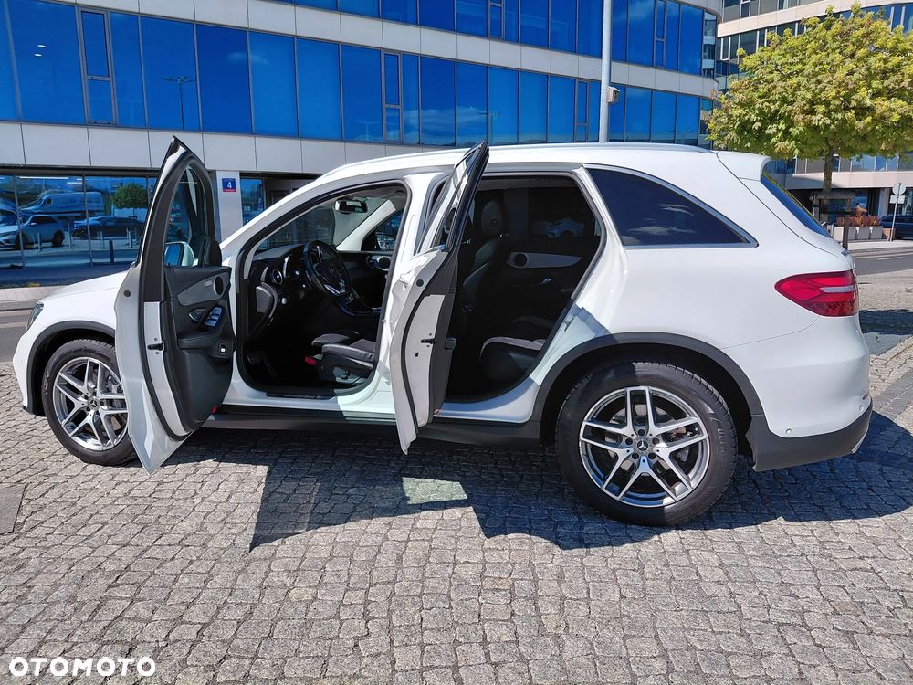 Mercedes-Benz GLC 250 4Matic 9G-TRONIC AMG Line - 7