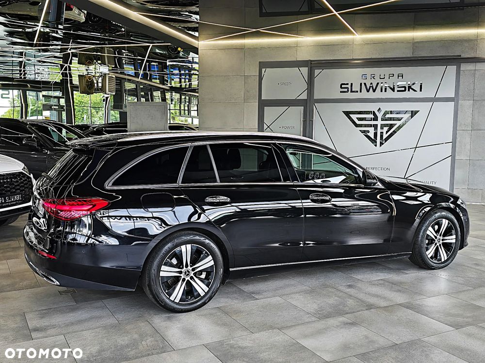 Mercedes-Benz Klasa C 220 d 9G-TRONIC 4Matic Avantgarde - 10