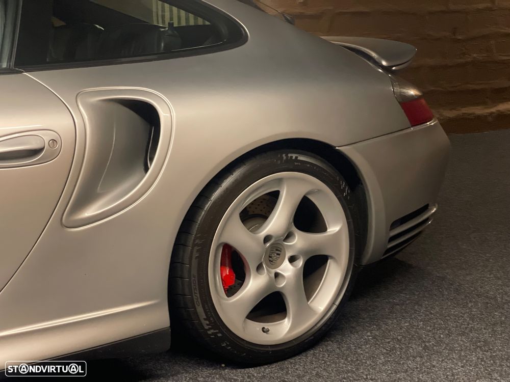 Porsche 911 (996) - 6