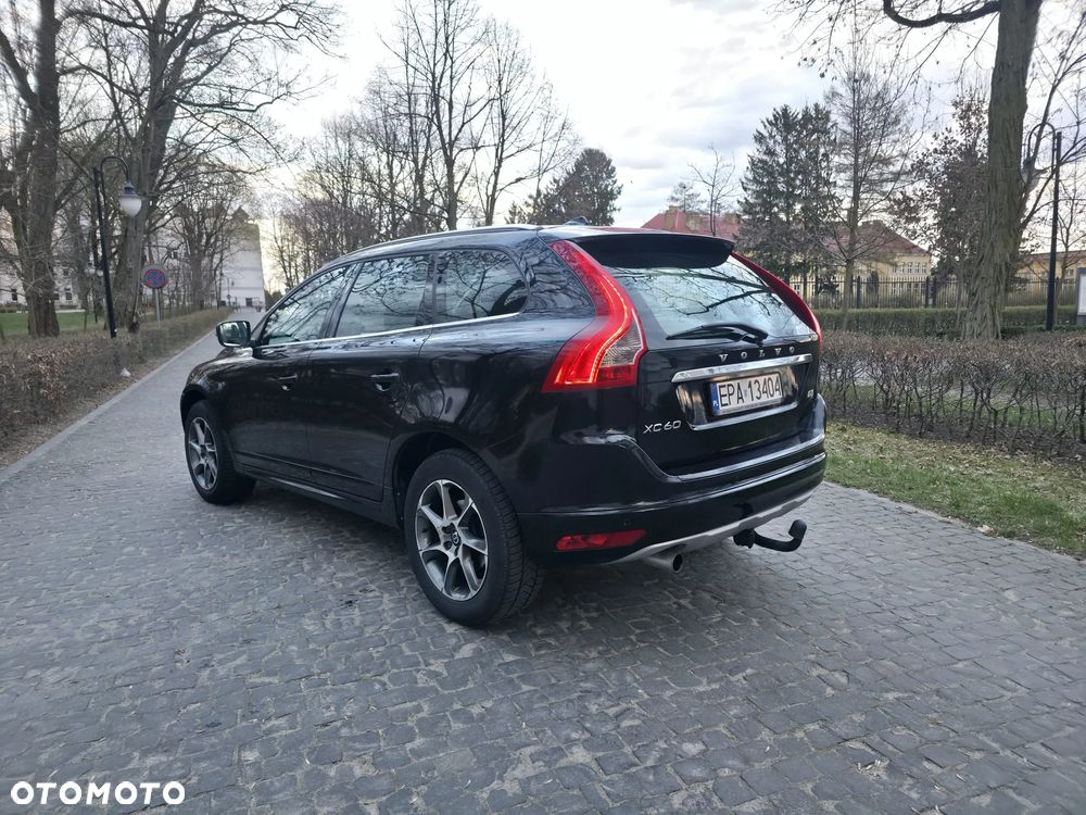 Volvo XC 60 D3 Drive-E Ocean Race - 5