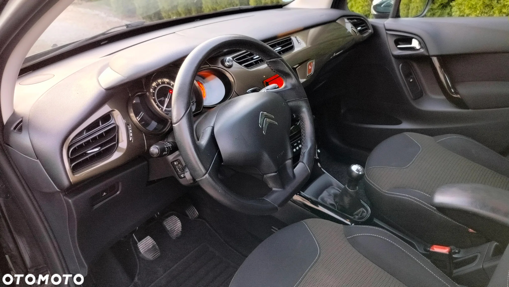 Citroën C3 1.4 Exclusive - 26