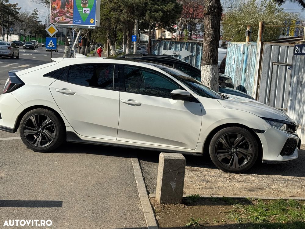 Honda Civic 1.5 VTEC Turbo CVT Sport Plus - 16