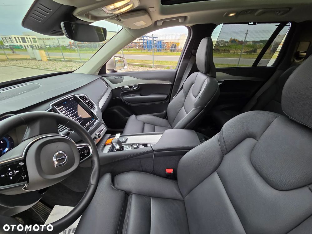 Volvo XC 90 B5 D AWD Plus Bright - 20