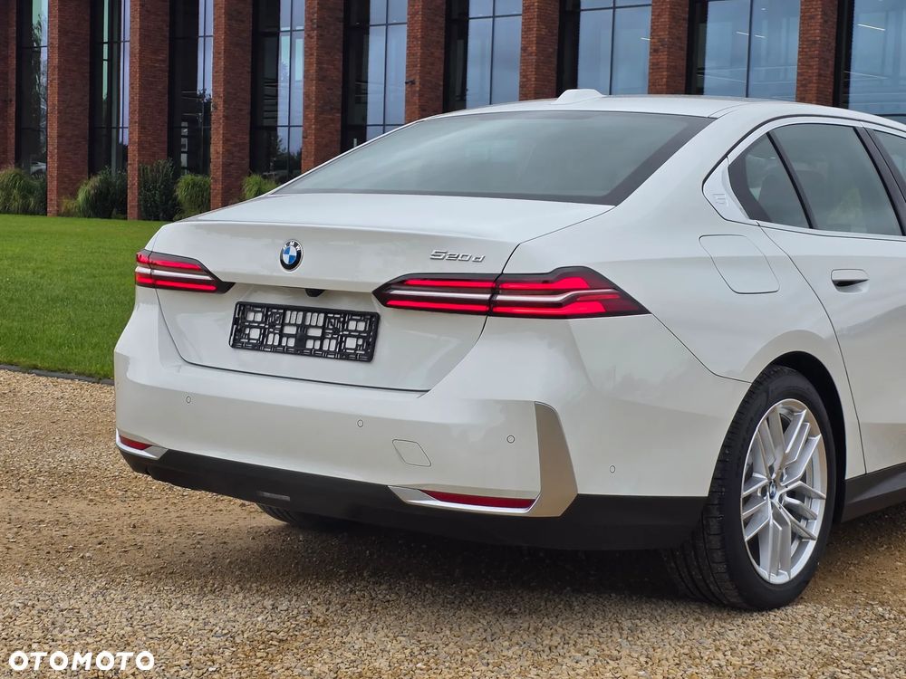 BMW Seria 5 520d mHEV M Sport - 9