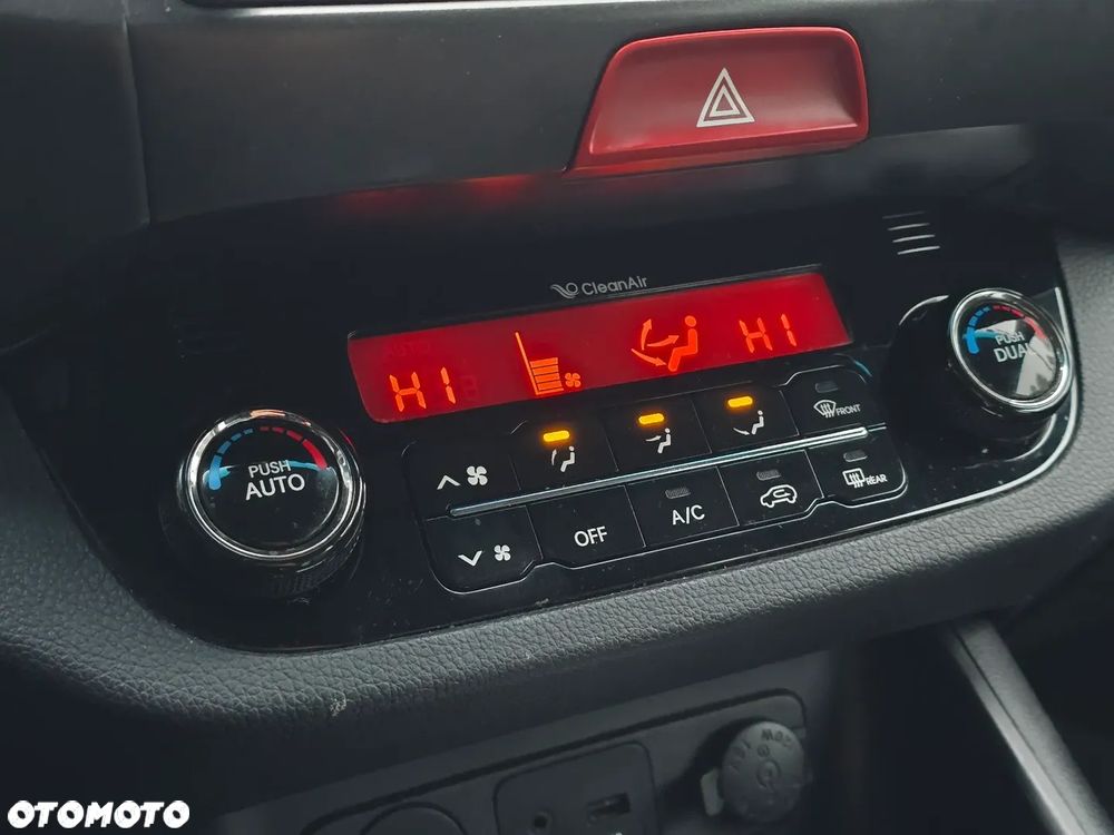 Kia Sportage 2.0 CVVT 2WD Automatik Spirit - 12