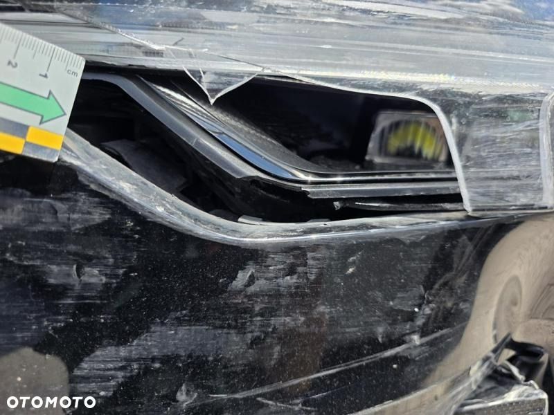 Volvo XC 60 B4 D AWD Essential - 18