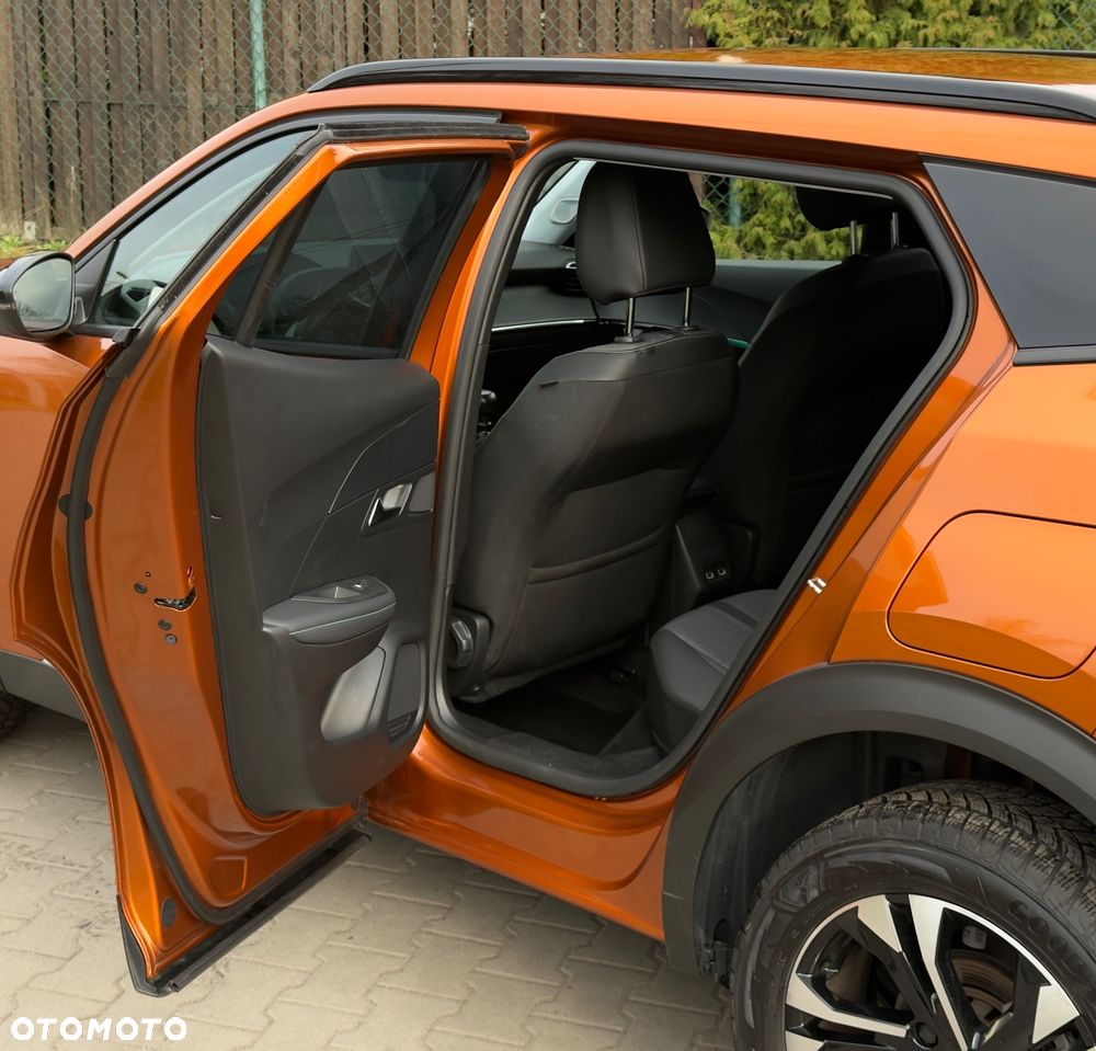 Peugeot 2008 PureTech 100 Stop&Start Allure - 24