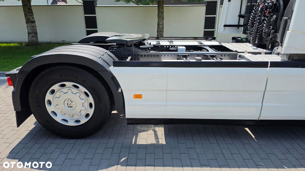 Volvo ///FH///500///2022/// GLOBETROTTER///XXL///FULL LED/// VIRTUAL COCPIT///KLIMATYZACJA POSTOJOWA///ZABUDOWY MIĘDZYOSIOWE///NAWIGACJA///TV/// WAGA///STAN BARDZO DOBRY - 12