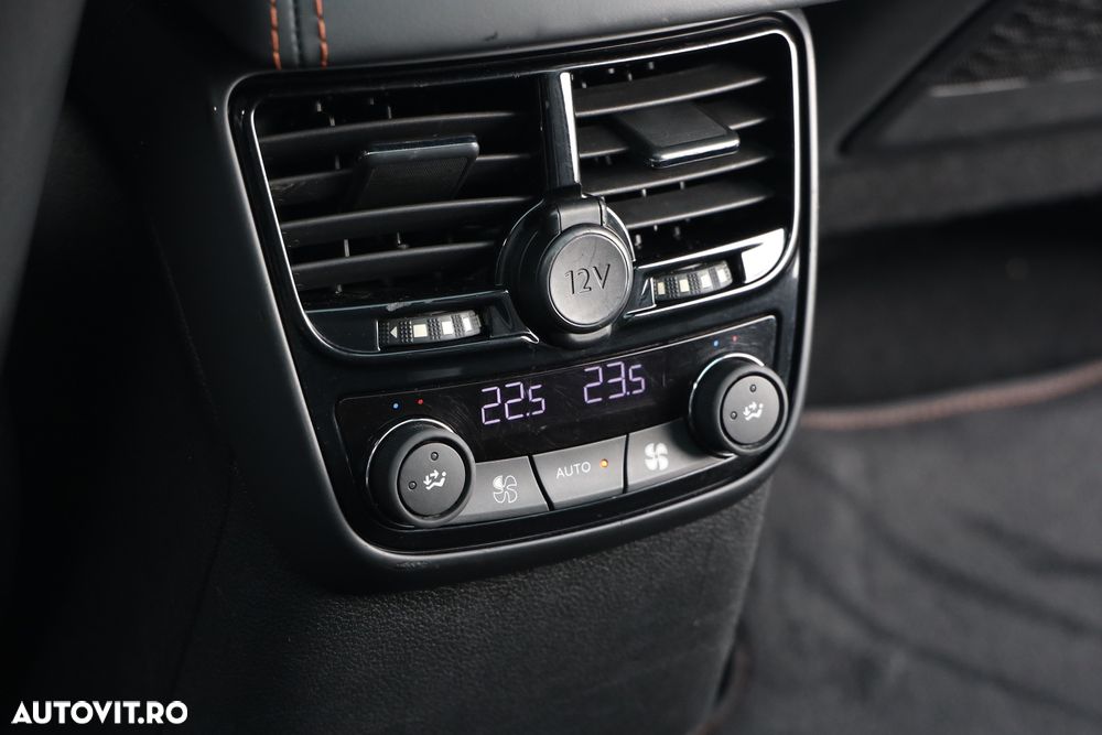 Peugeot 508 RXH Hybrid4 - 27