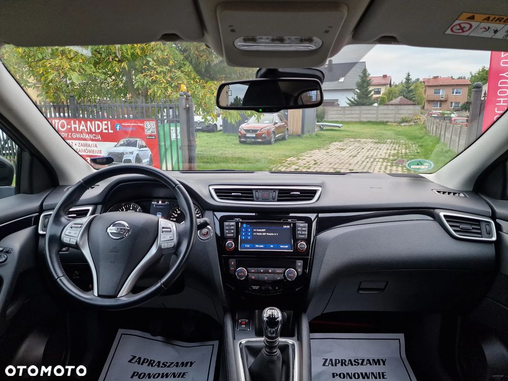 Nissan Qashqai 1.2 DIG-T N-Connecta - 25