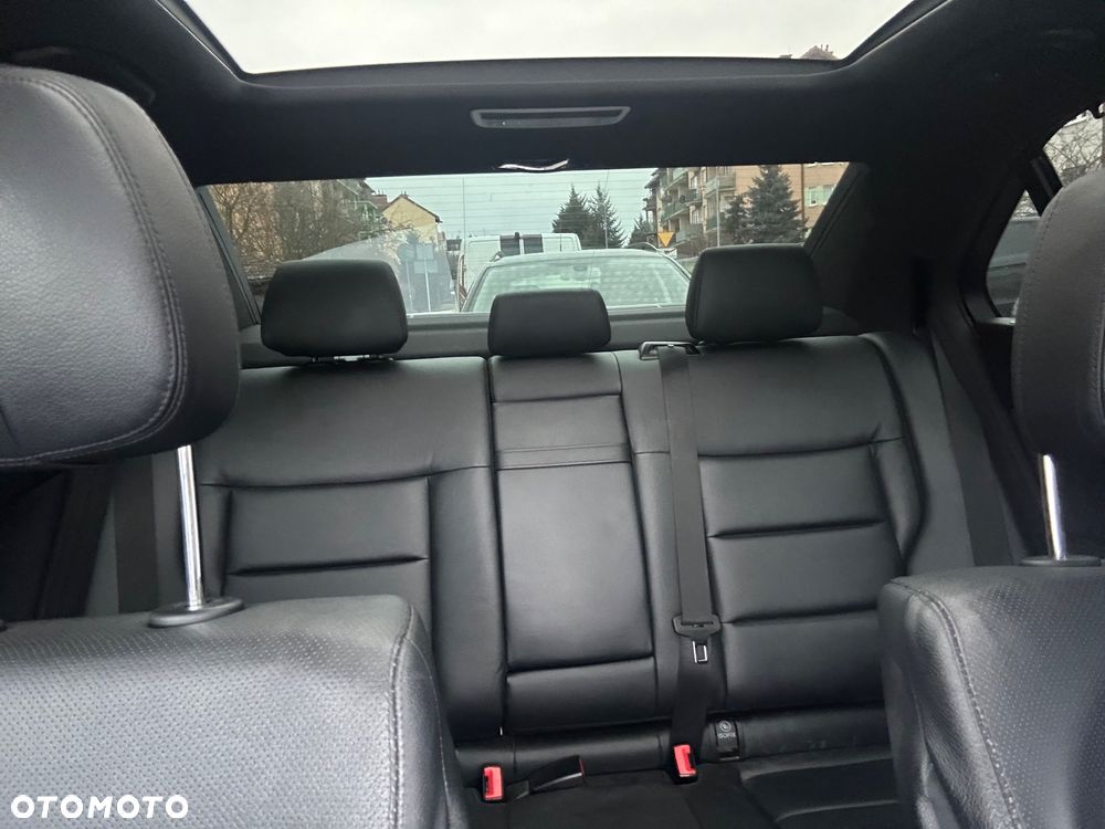Mercedes-Benz Klasa E 350 CDI BlueEff Avantgarde - 11