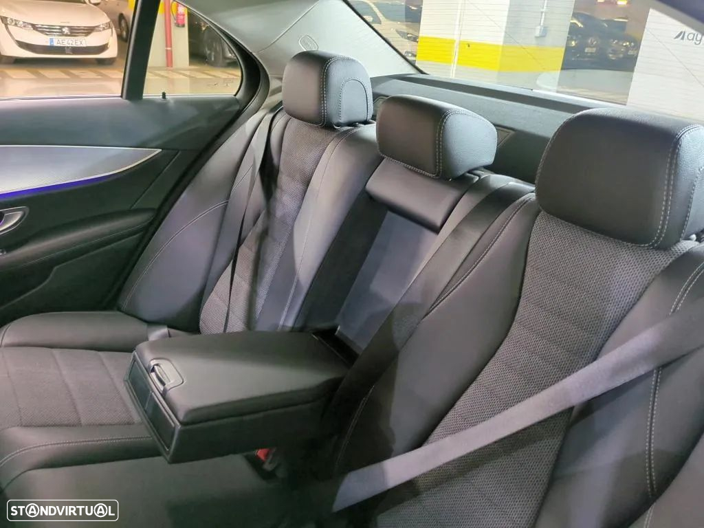 Mercedes-Benz E 300 de Avantgarde - 4