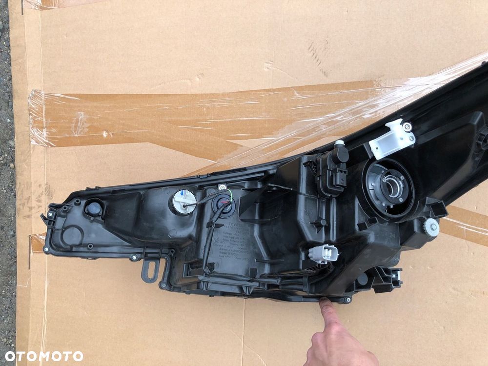 Lampa prawa przednia TOYOTA CHR CH-R - 11