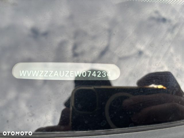 Volkswagen Golf - 11