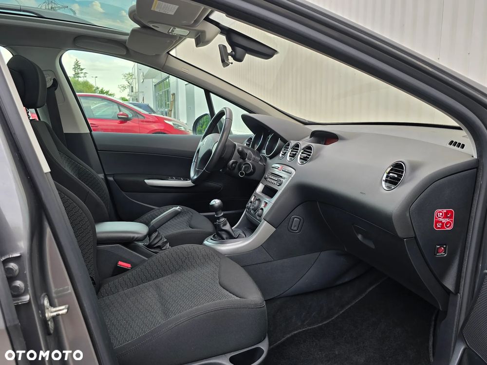 Peugeot 308 1.6 HDi Premium - 10