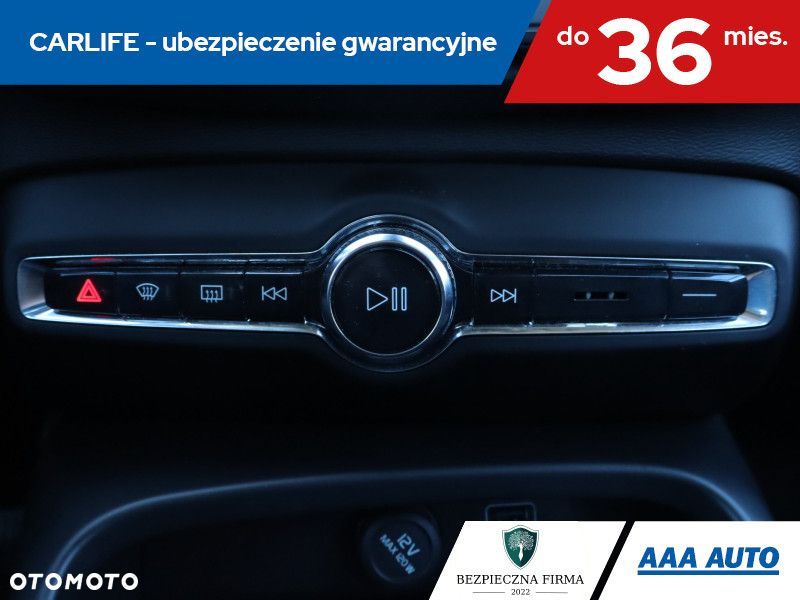 Volvo XC 40 - 18
