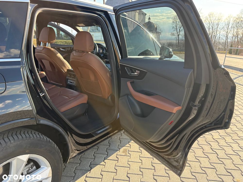 Audi Q7 - 18