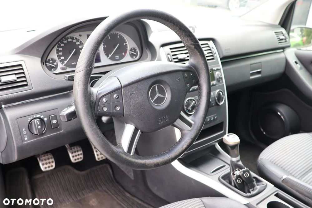 Mercedes-Benz Klasa B 200 CDI - 7
