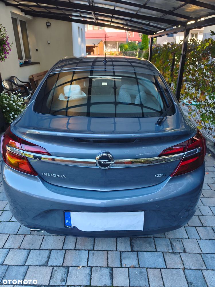Opel Insignia - 11