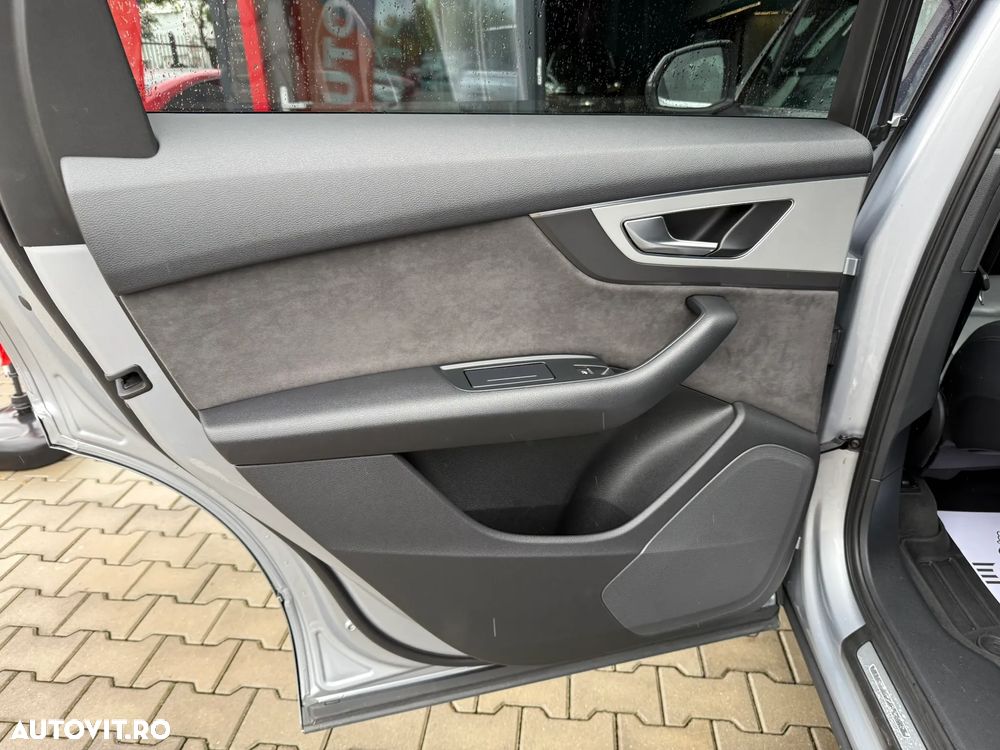 Audi Q7 50 TDI quattro Tiptronic S line - 26