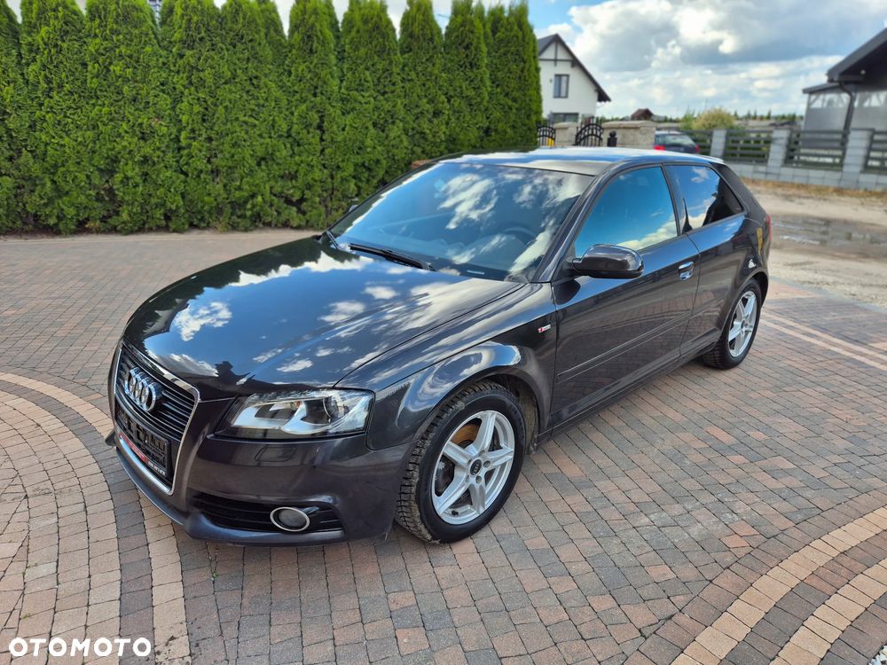 Audi A3 3-drzwiowe 1.4 TFSI S line Sportpaket (plus) - 3