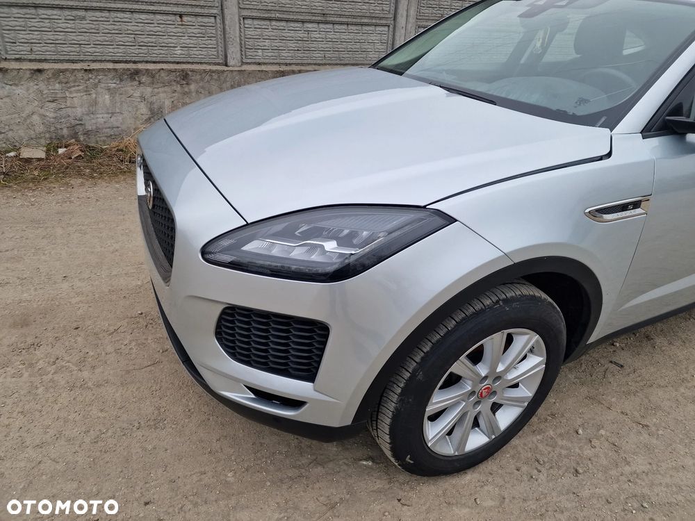 Jaguar E-Pace P200 AWD R-Dynamic S - 27