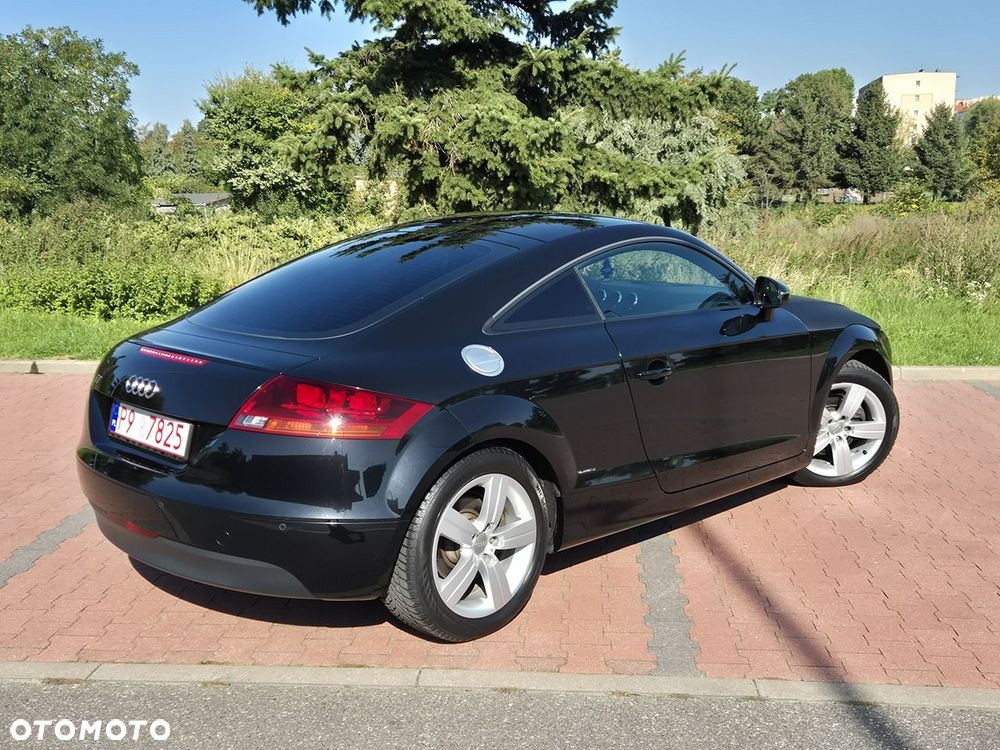 Audi TT Coupé - 8