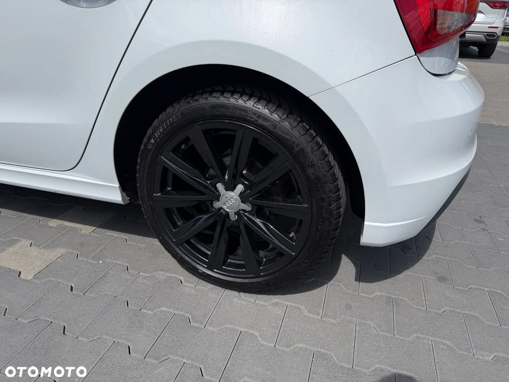 Audi A1 Sportback 1.4 TFSI Attraction S tronic - 8