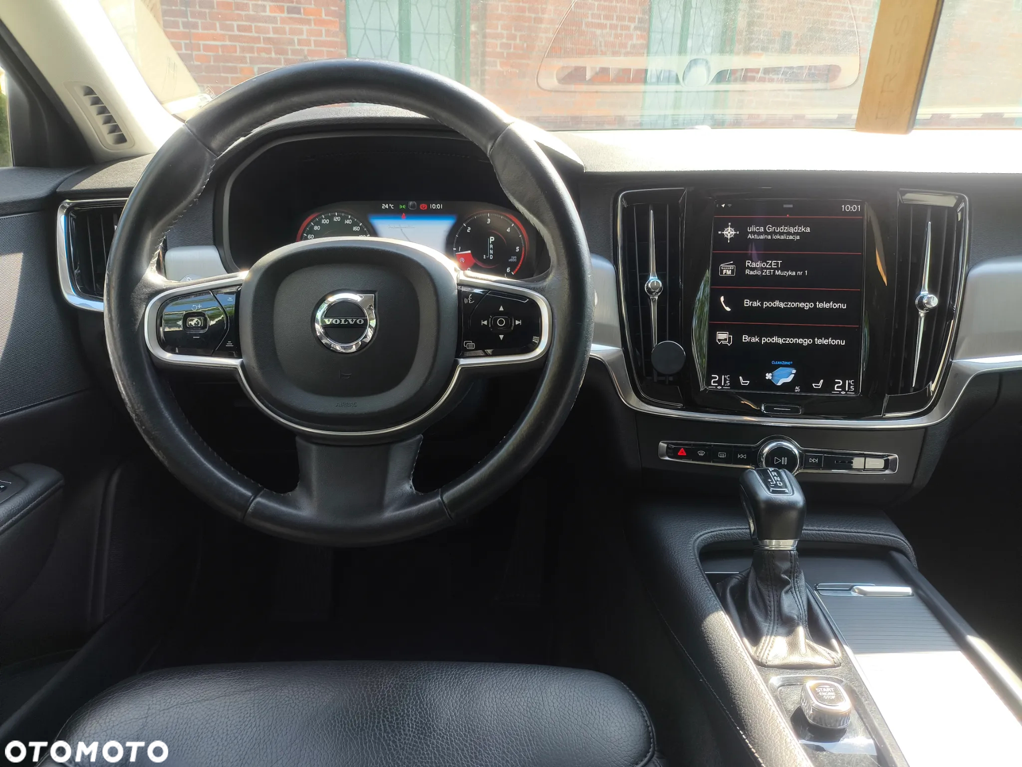Volvo V90 D4 Momentum - 21