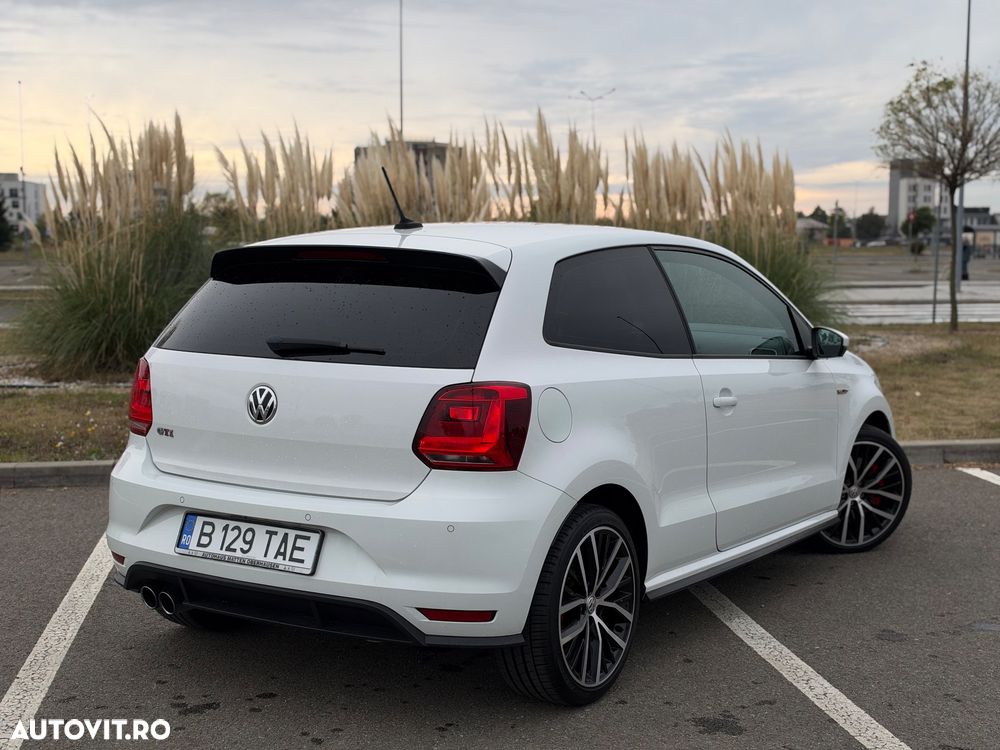 Volkswagen Polo 1.8 TSI BMT GTI - 3