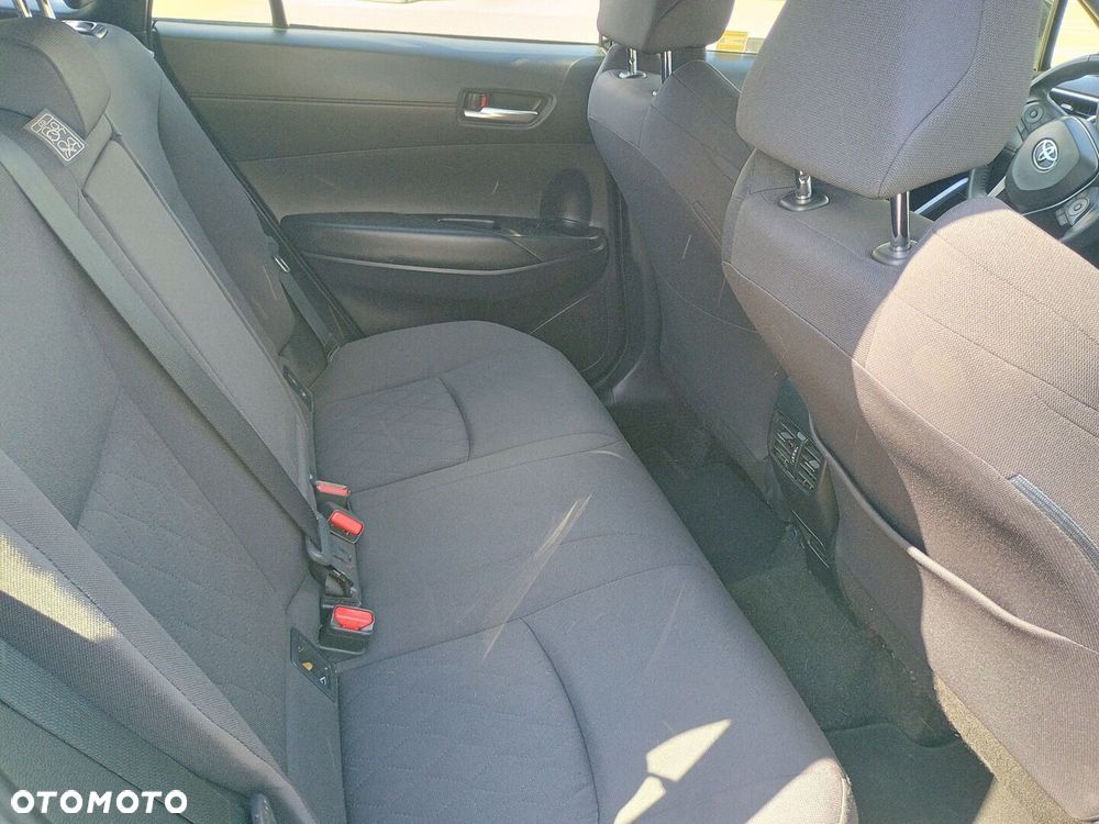 Toyota Corolla Cross - 13