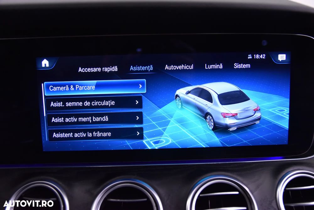 Mercedes-Benz E 300 9G-TRONIC AMG Line - 20