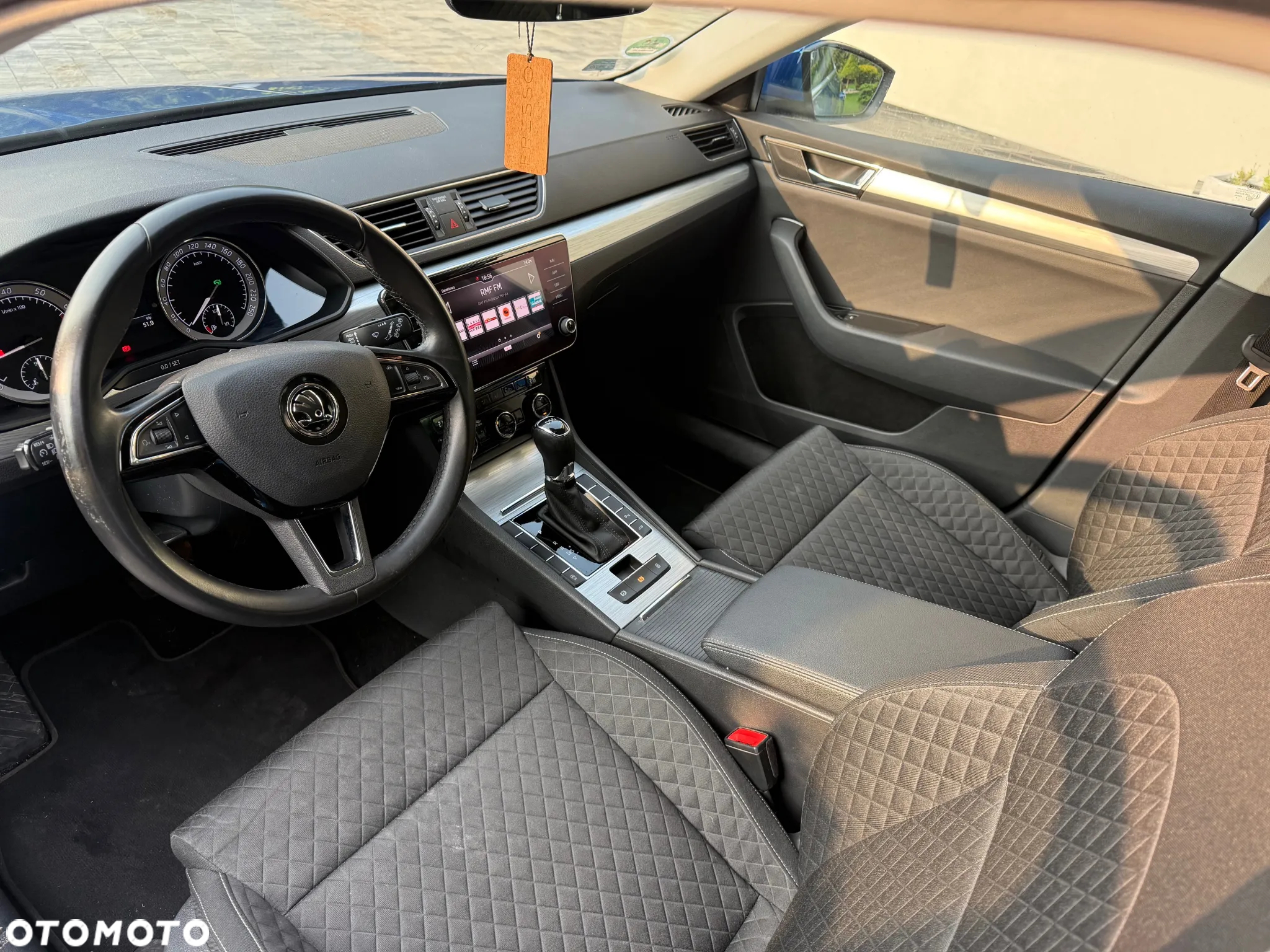 Skoda Superb 1.5 TSI ACT Active DSG - 9