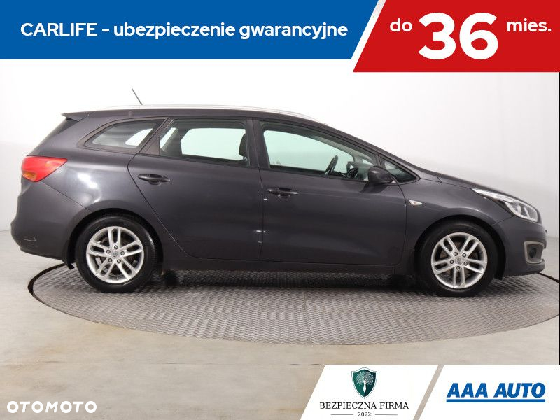 Kia Ceed - 7
