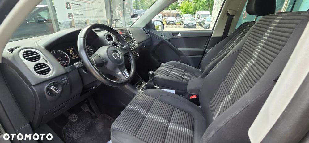 Volkswagen Tiguan 2.0 TDI DPF BlueMotion Technology Exclusive - 27