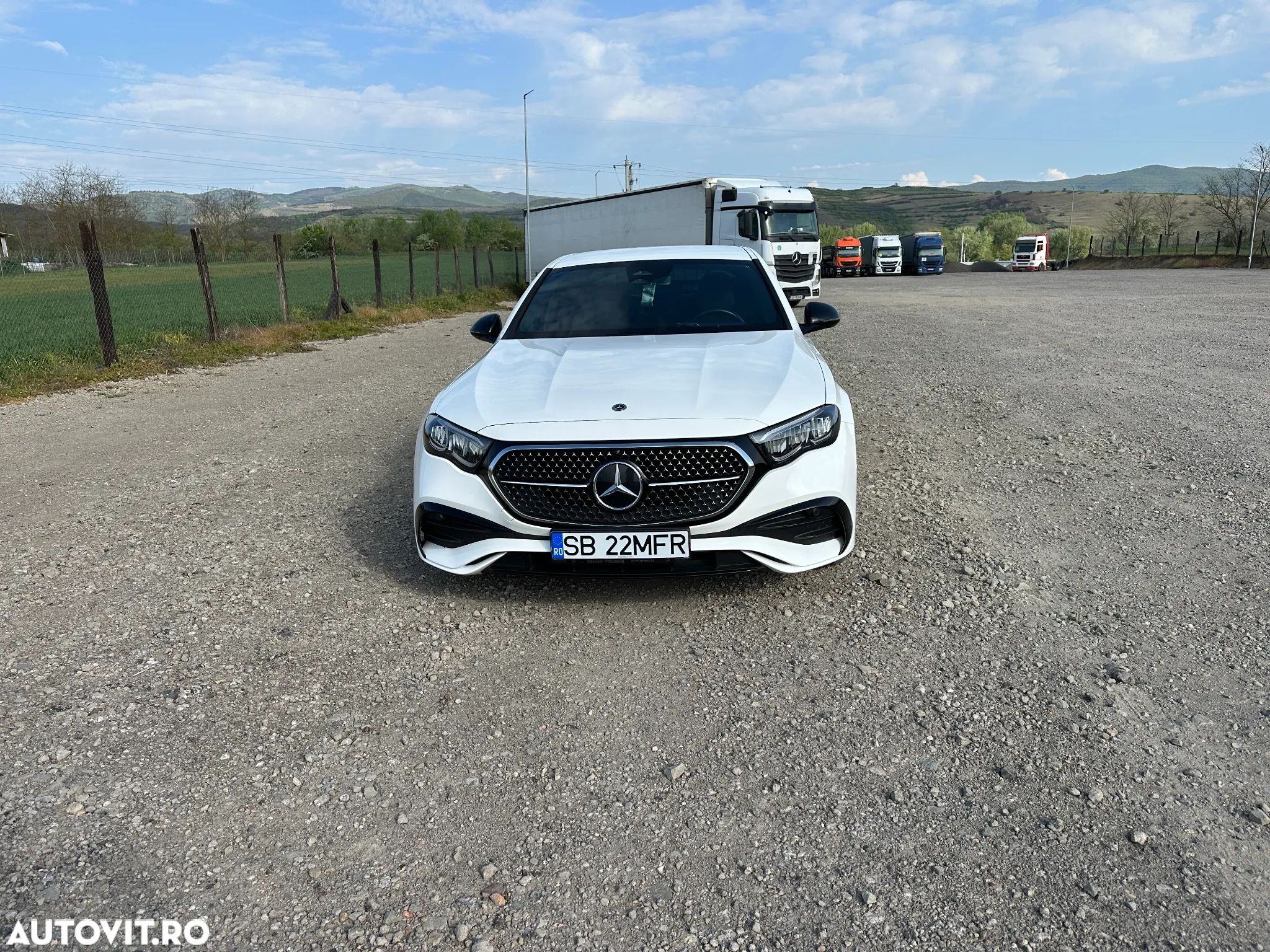 Mercedes-Benz E 200 9G-TRONIC Edition AMG Line - 1