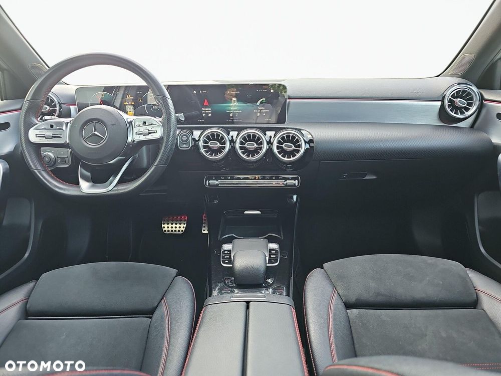 Mercedes-Benz Klasa A 220 4-Matic AMG Line 7G-DCT - 5