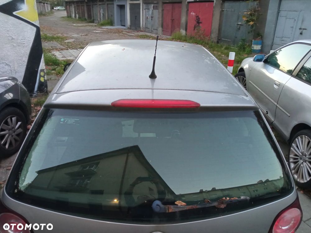 Volkswagen Polo - 3