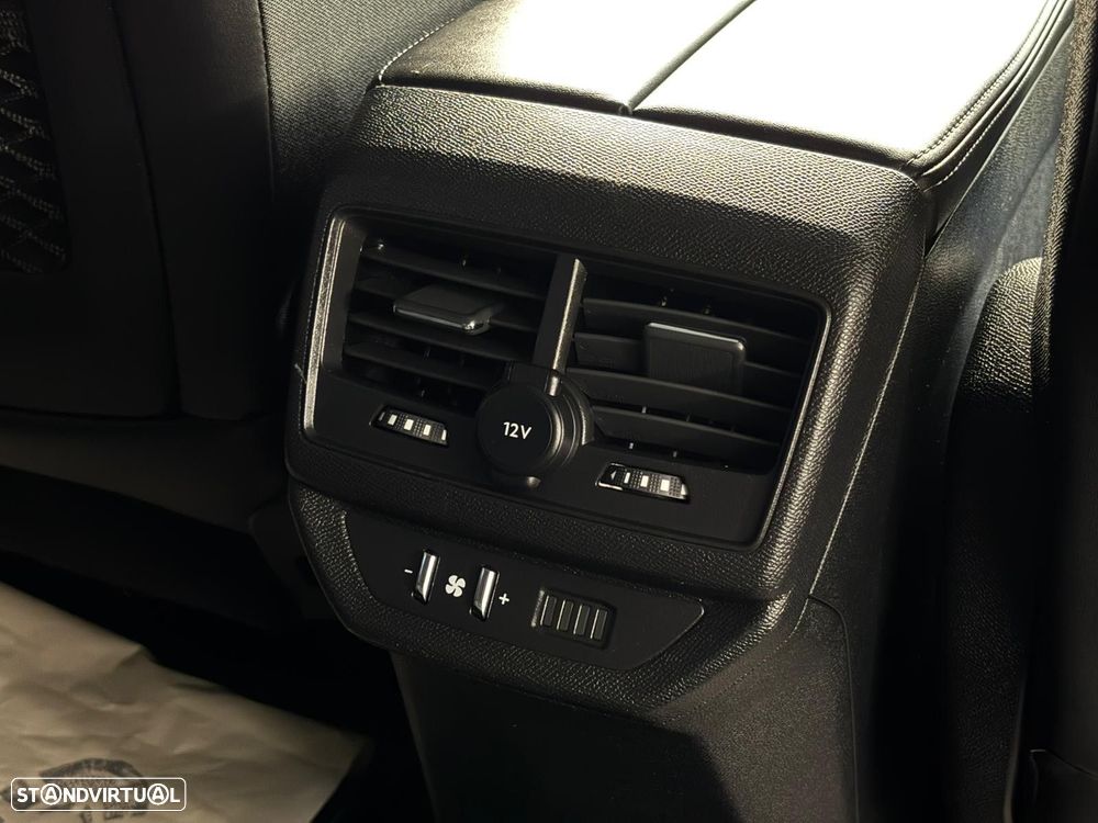 Peugeot 5008 1.5 BlueHDi Allure Pack EAT8 - 36