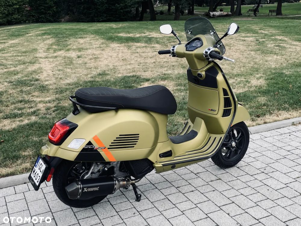 Vespa GTS - 8