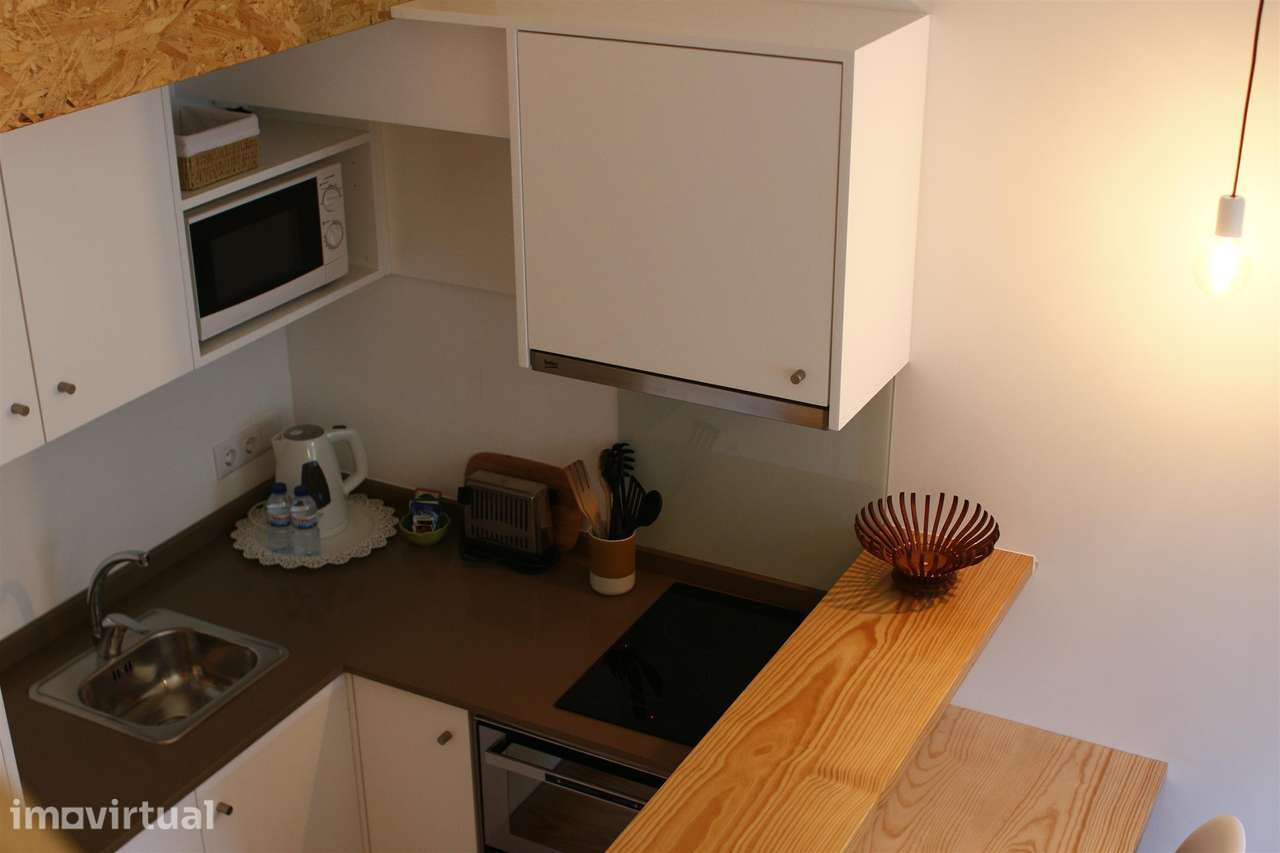 Apartamento T1 com mezanino e pátio exterior - Grande imagem: 5/12