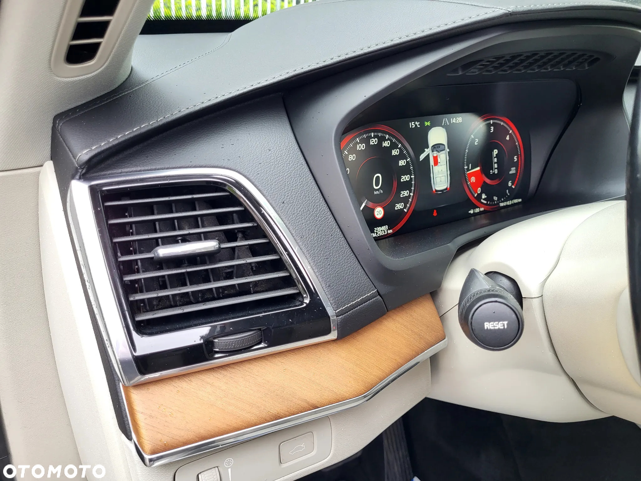 Volvo XC 90 D5 AWD Inscription 7os - 6